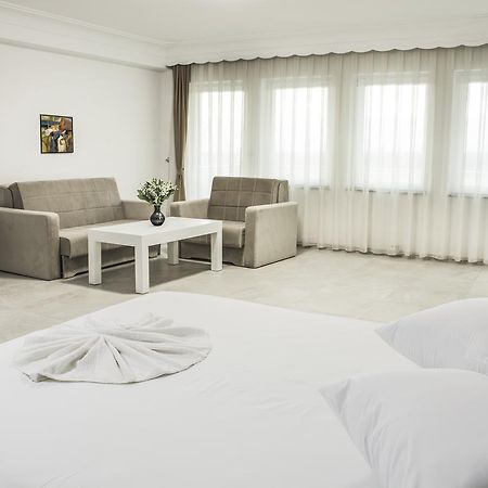 King Hotel 佩奇 外观 照片