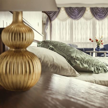 King Hotel 佩奇 外观 照片