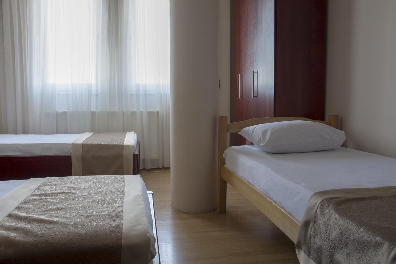 King Hotel 佩奇 外观 照片