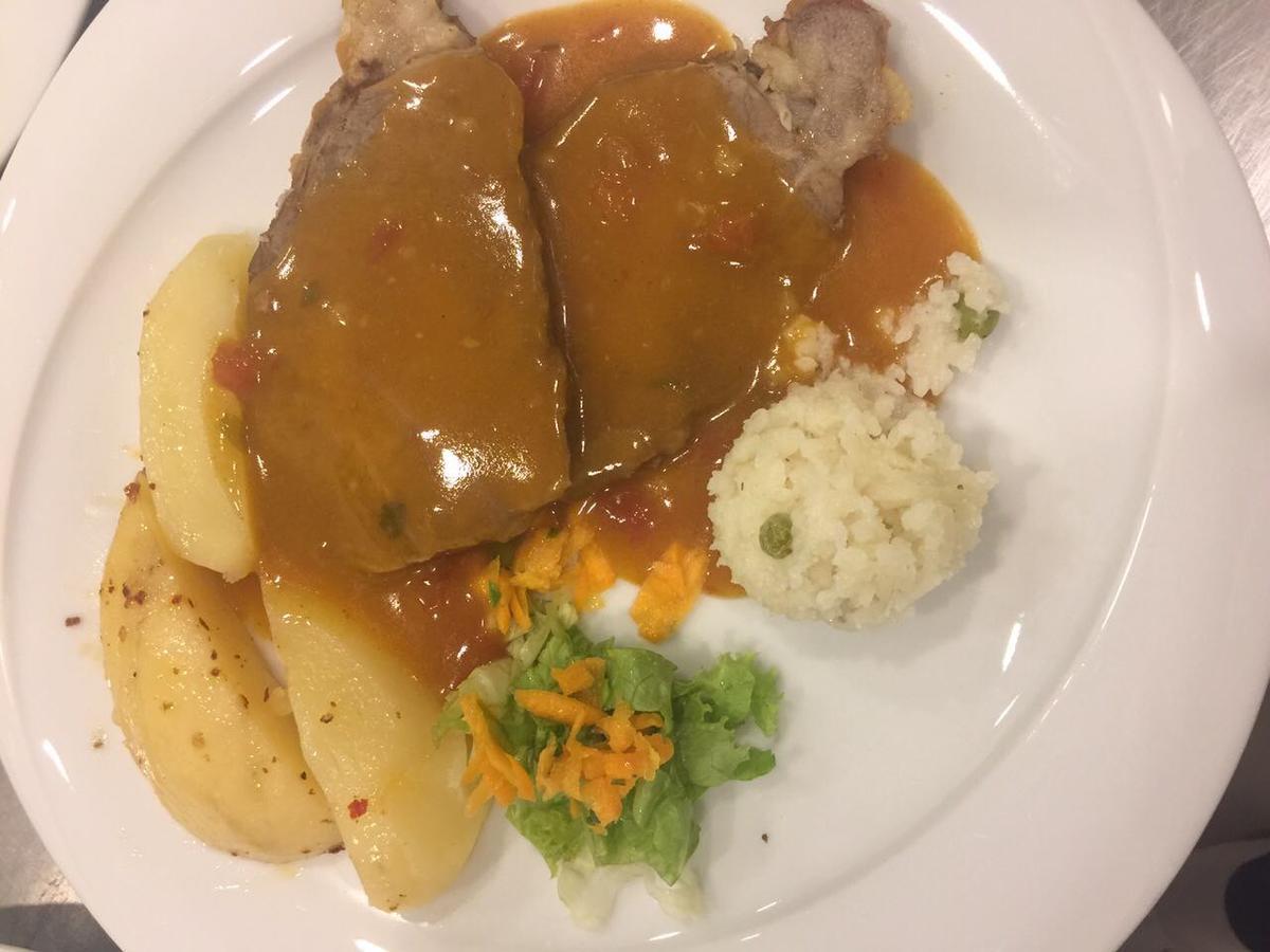 King Hotel 佩奇 外观 照片