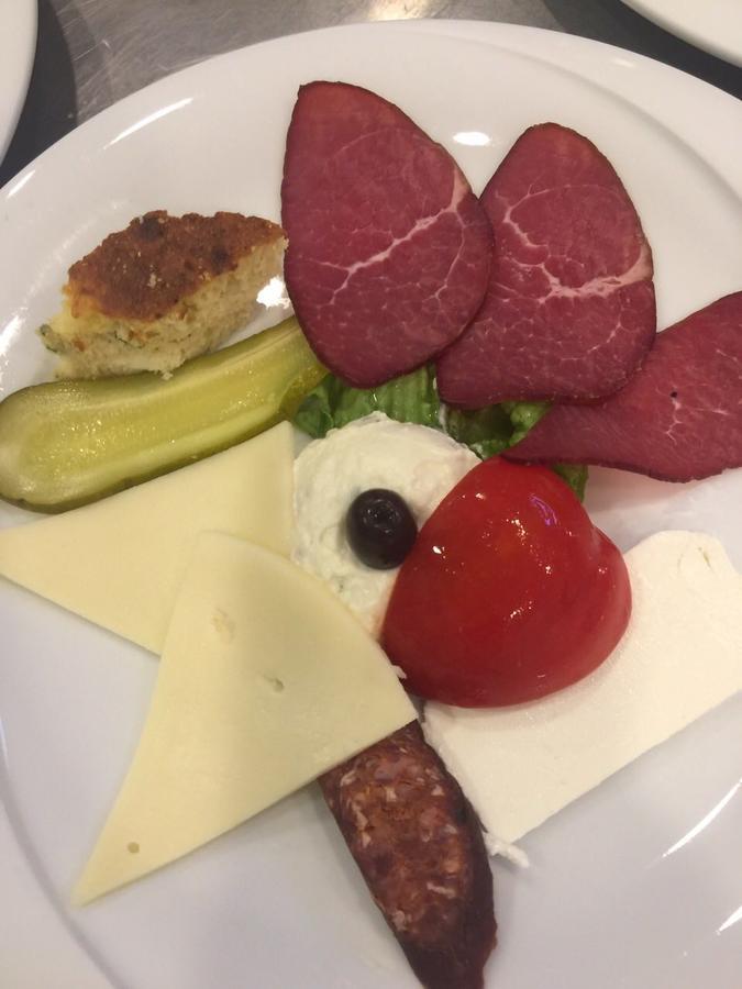 King Hotel 佩奇 外观 照片